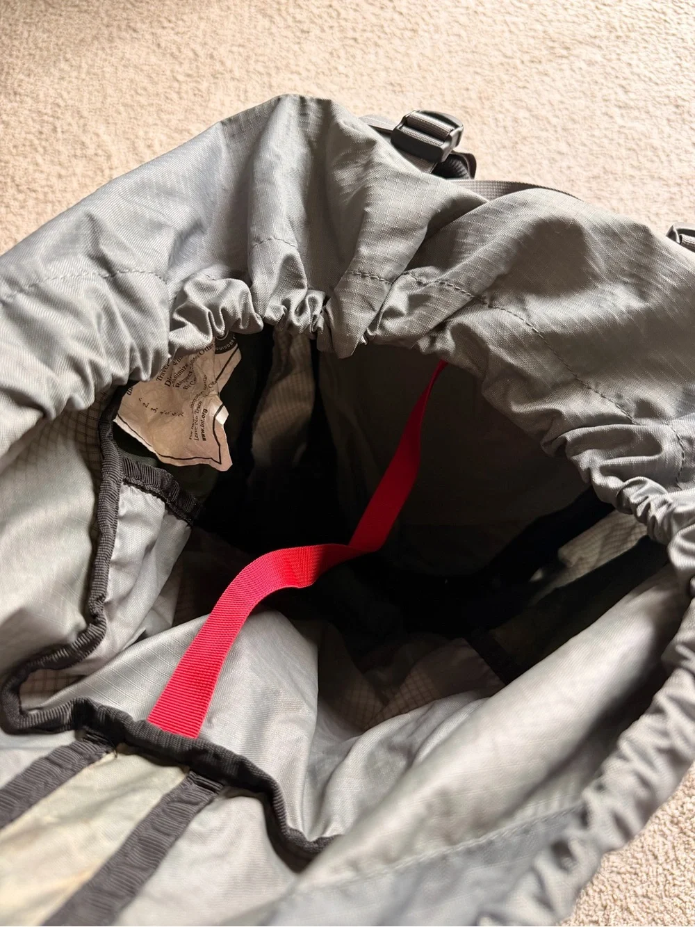Osprey aether 70 outdoor hiking backpack with back support straps
